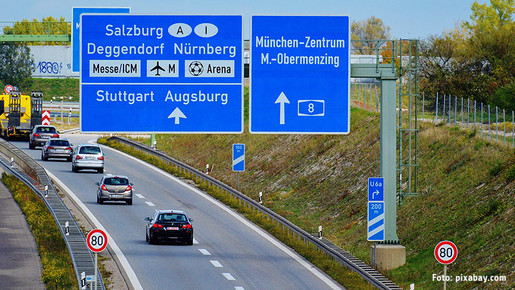 Autobahn (Symbolbild) Autobahn (Symbolbild)