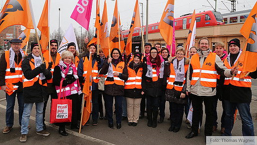 Demo, Equal Pay Day