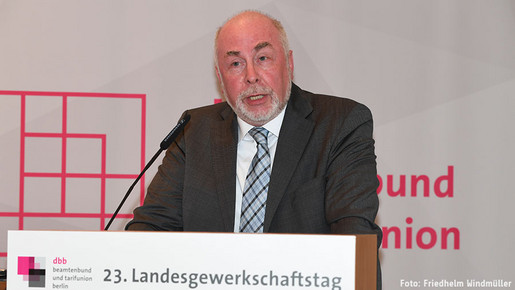 Ulrich Silberbach beim Gewerkschaftstag des dbb berlin Ulrich Silberbach beim Gewerkschaftstag des dbb berlin