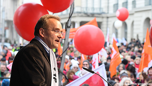 Demonstration der Landesbeschäftigten in Schwerin