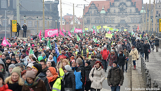 Demozug durch Dresden