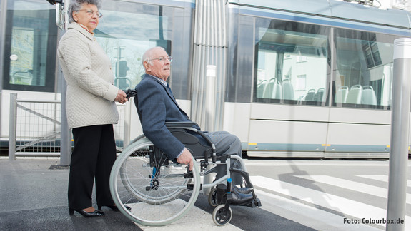 Menschen mit Behinderung und Pflegebedürftige Menschen mit Behinderung und Pflegebedürftige