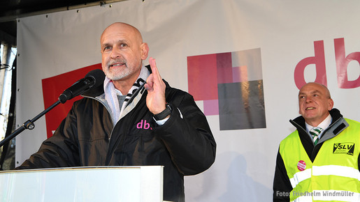 Volker Geyer auf der Demonstration in Dresden