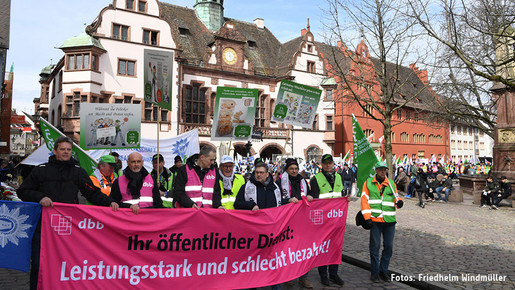 Warnstreik in Freiburg