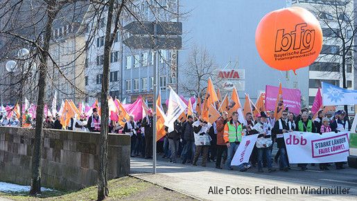 Warnstreik und Kundgebung in Nürnberg