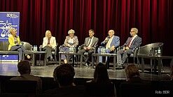 Regierung nach Regierung verzögert die Besoldung