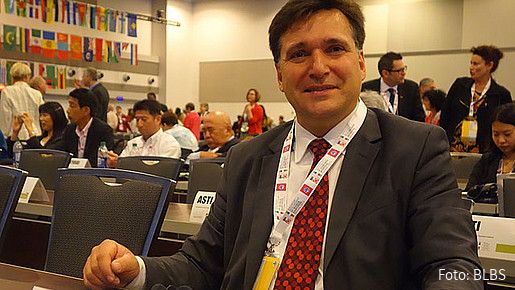 Stefan Nowatschin