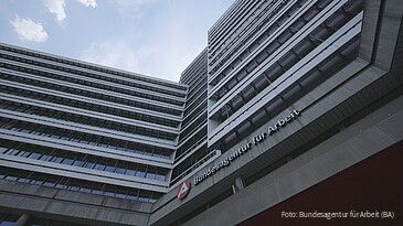 Arbeitsvermittlung: Digitalisierung entlastet Beschäftigte und Arbeitssuchende