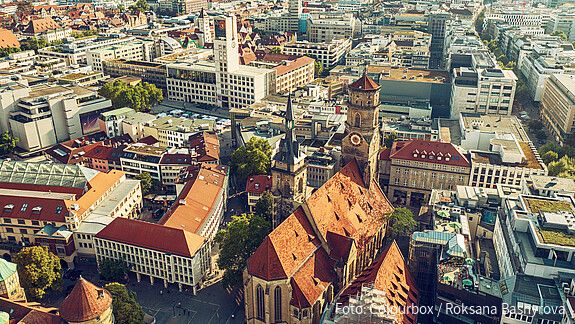 Luftbild auf die Altstadt von Stuttgart
