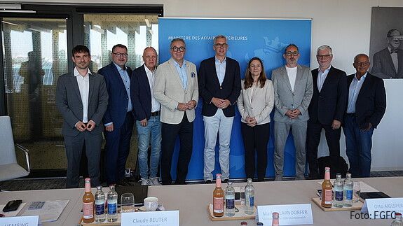 Hemsing: „Digitalisierung ist kein Zusatzprojekt“ Die EULOS-Delegation mit der luxemburgischen Digitalisierungsministerin Stéphanie Obertin und Innenminister Léon Gloden .