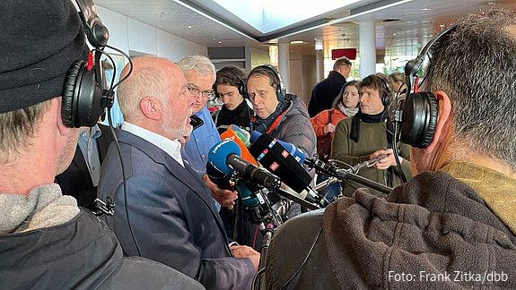 Einkommensrunde Bund und Kommunen 2023: Dritte Verhandlungsrunde
