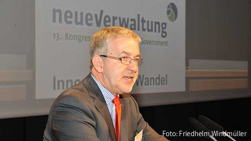 Russ bei Kongress neueVerwaltung Russ bei Kongress neueVerwaltung