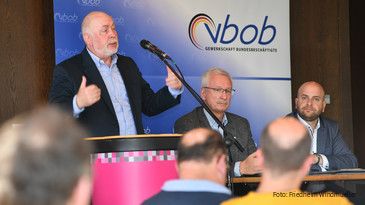 Silberbach beim dbb Branchentag: „Wir werden Druck aufbauen"