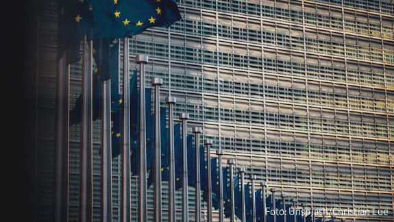 Personalentwicklung für und mit Europa gefordert Weniger Deutsche in EU-Verwaltung: dbb fordert Strategie für Personalentwicklung