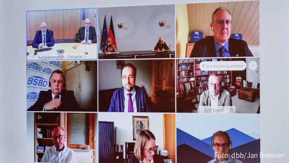 Bundesministerin der Justiz Christine Lambrecht, Friedhelm Schäfer, Justizgewerkschaften, Ulrich Silberbach, dbb dialog