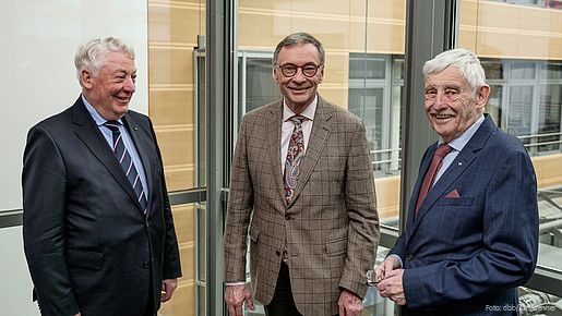 Horst Günther Klitzing mit Jürgen Feddersen (links) und Claus Bernhold (rechts)