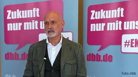 Branchentag in NRW Volker Geyer am Pult