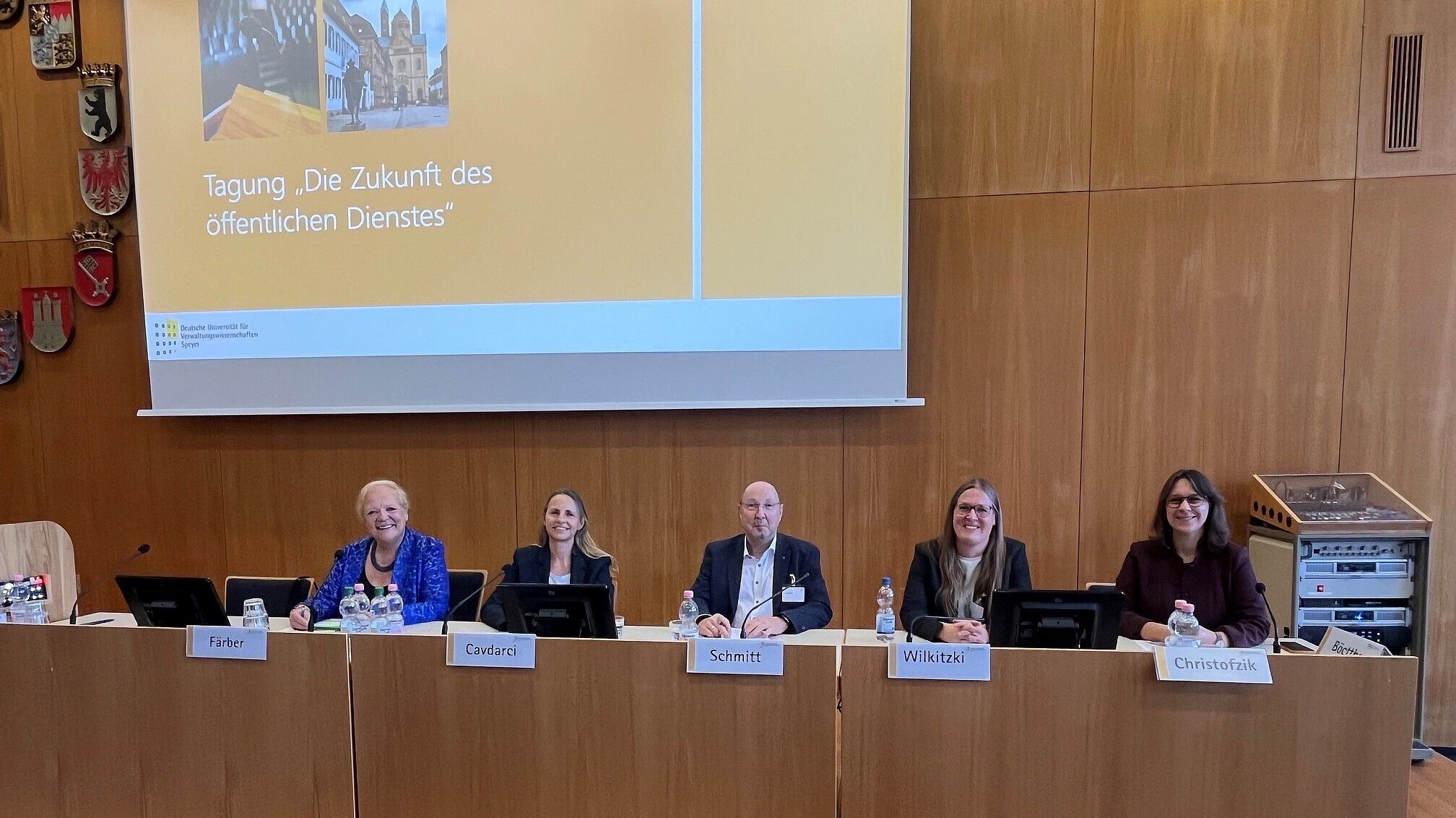 Schmitt: „Schluss mit den Rechentricks!“