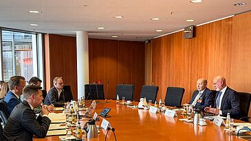 „Wer die Beschäftigten des öffentlichen Dienstes angreift, greift den Staat an“