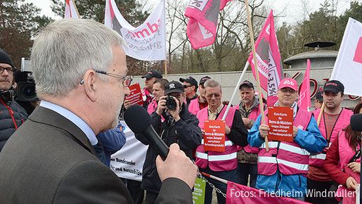 Beginn der 3. Verhandlungsrunde in Potsdam Beginn der 3. Verhandlungsrunde in Potsdam